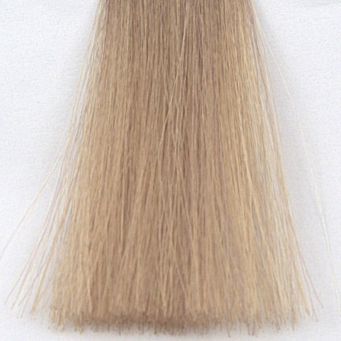 UNDER 60 g – COLORE: ASH & PEARL 10.23/10PG