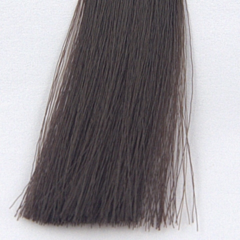 UNDER 60 g – COLORE: NATURAL 4.0/4N